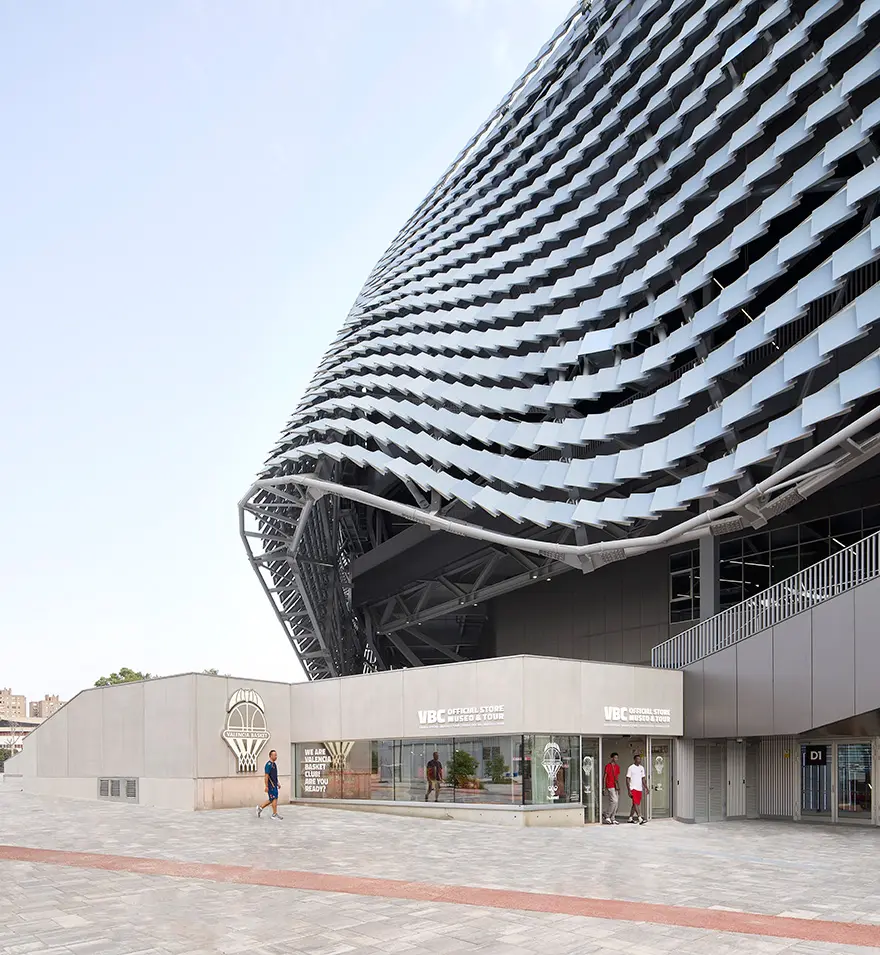 ERRE-EL ROIG ARENA Y SU ENTORNO