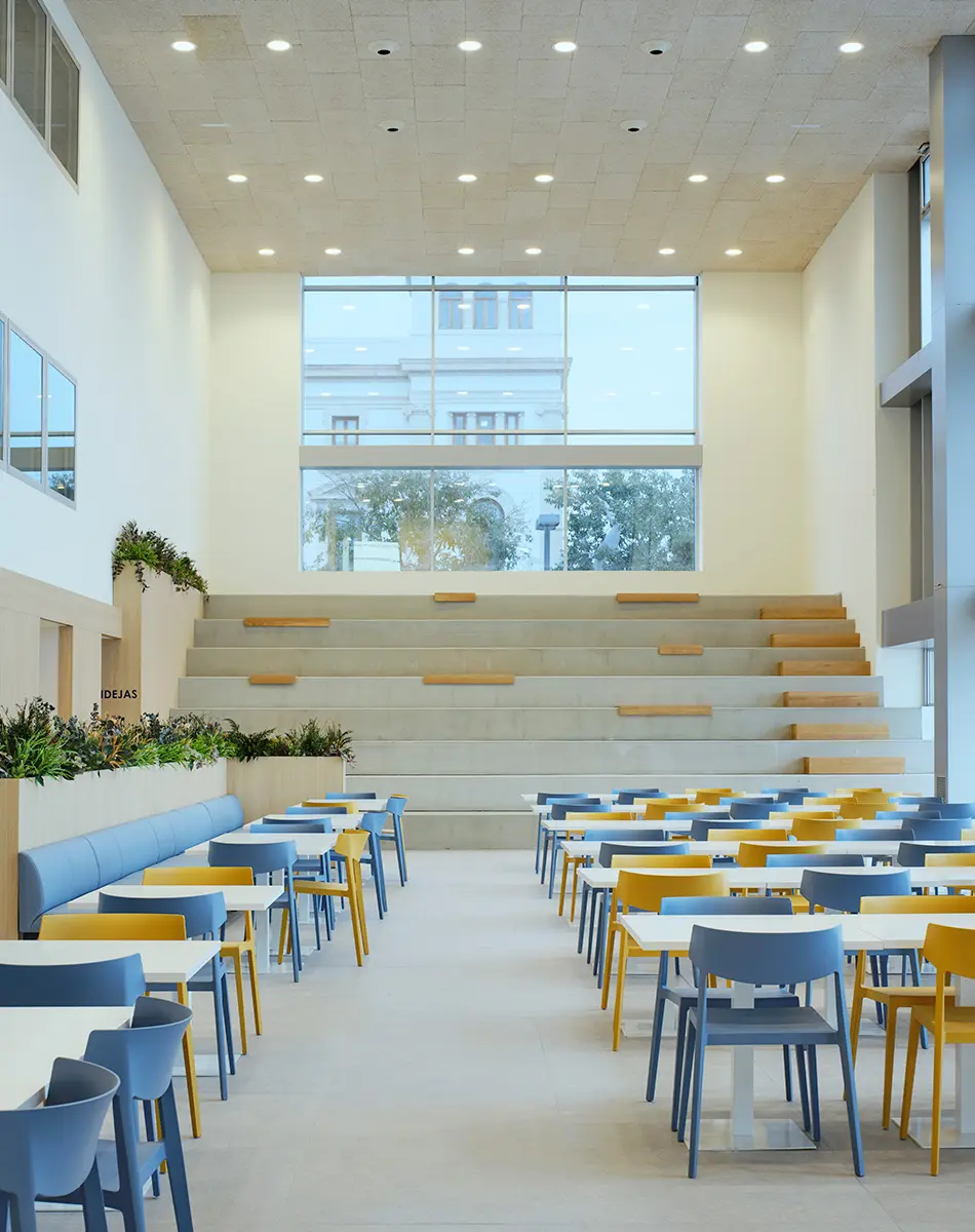ERRE-MARINA DE EMPRESAS -HOME HOVER